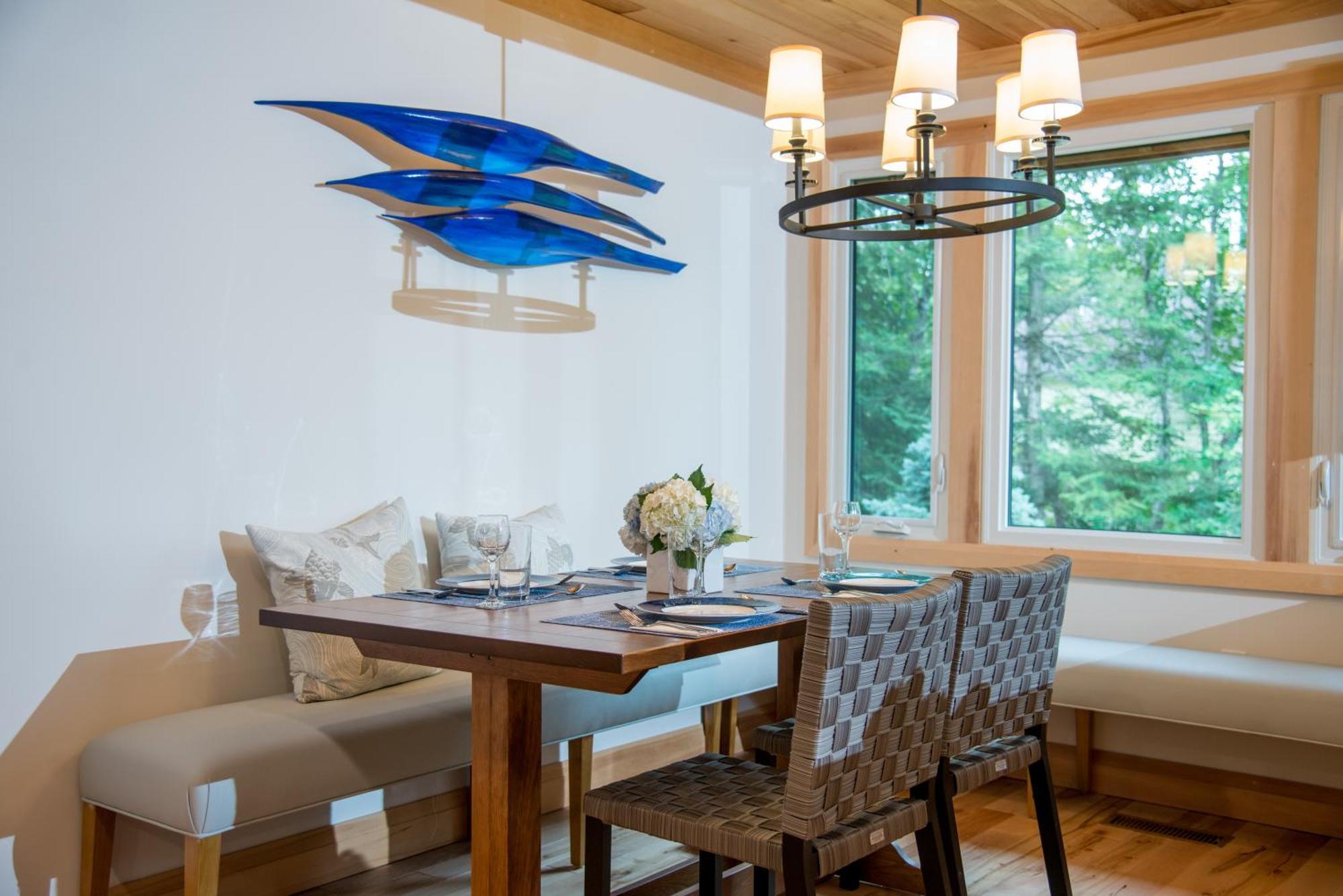 Haliburton Post House Hotel Minden Bagian luar foto