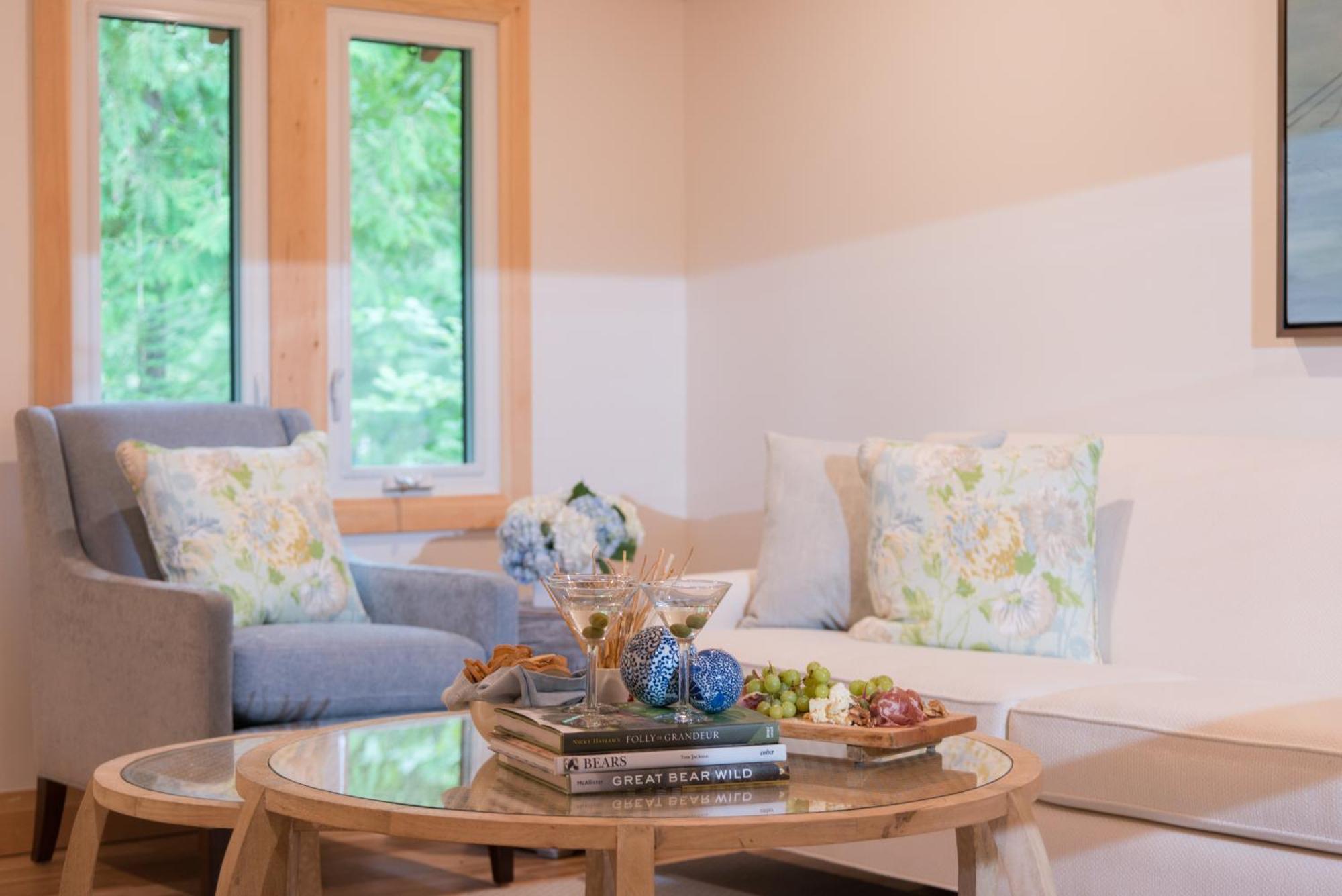 Haliburton Post House Hotel Minden Bagian luar foto